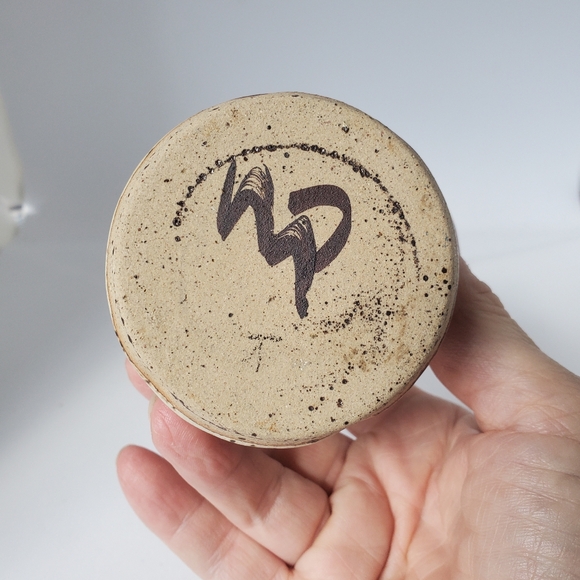 Signed Studio Pottery Vase - Picture 6 of 8